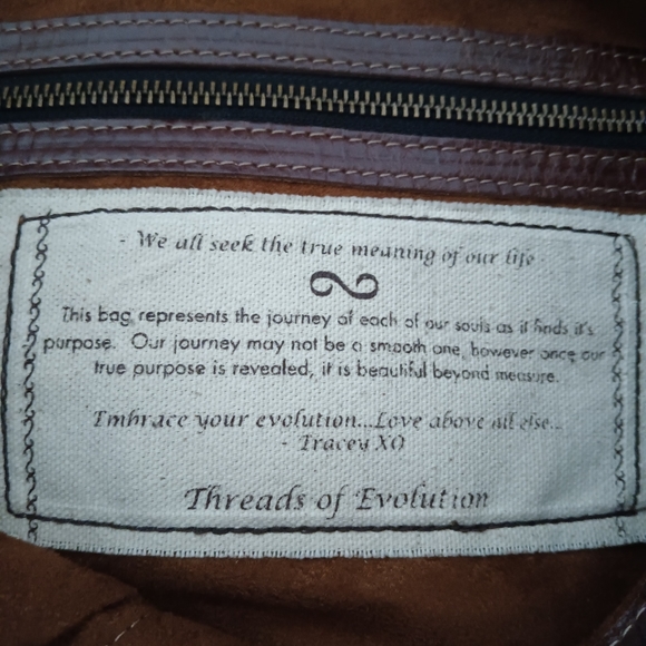 Treads Of Evolution Large Messenger bag - Picture 3 of 5